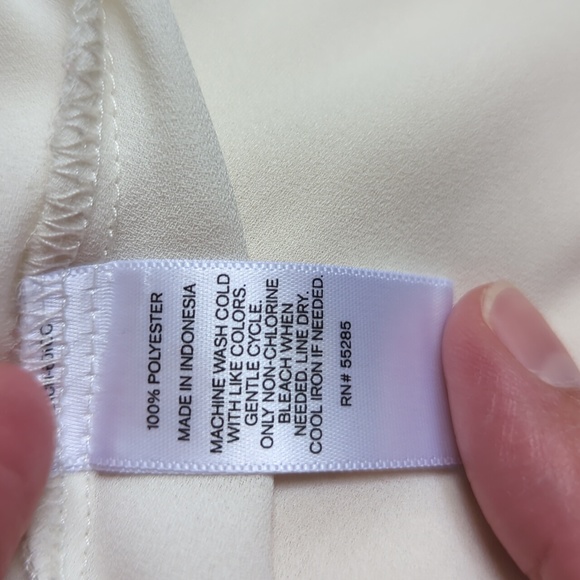 Express "The Portofino Shirt" Ladies Top - Picture 7 of 7